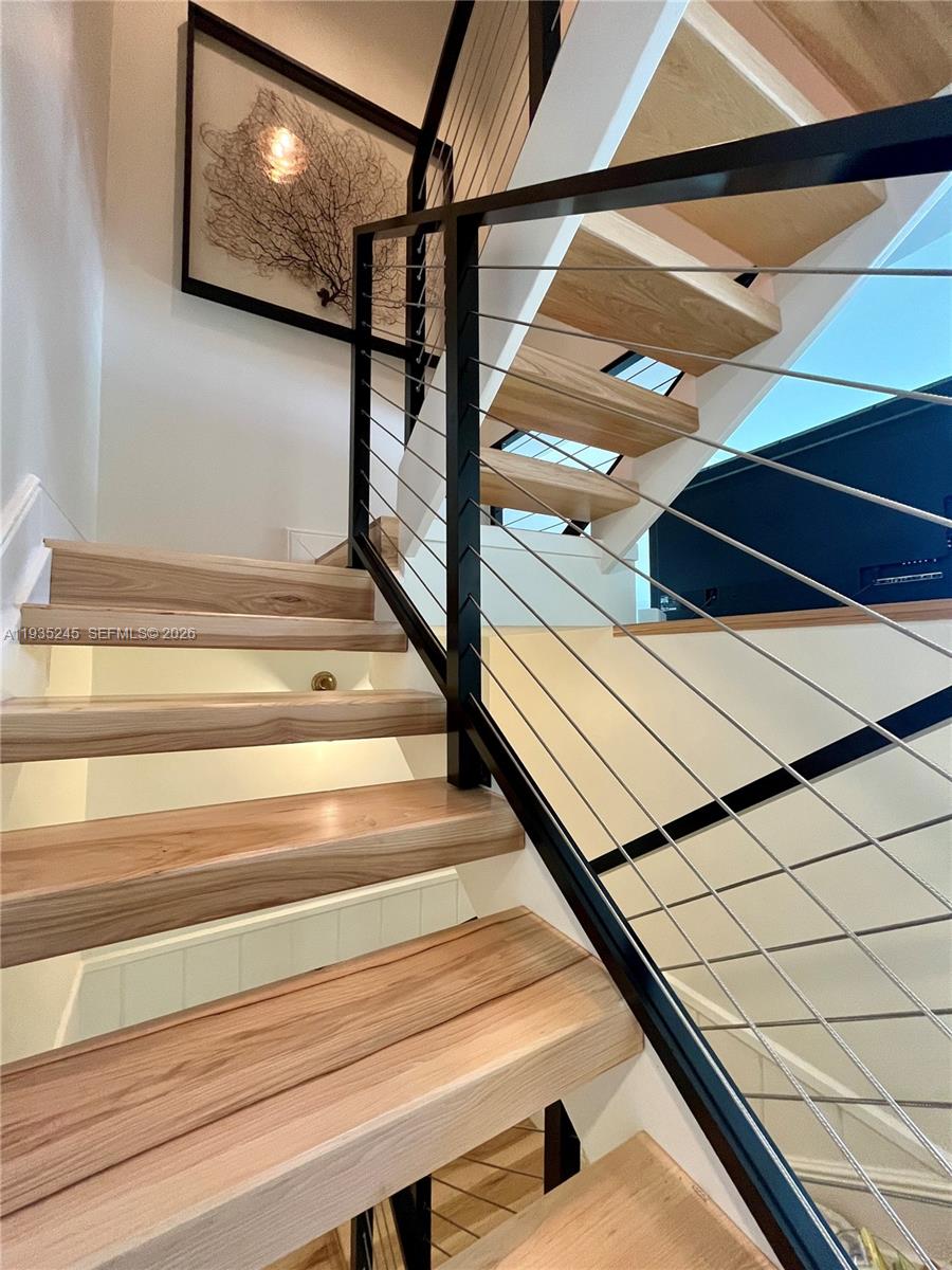 Key Largo Yacht Club - Residential