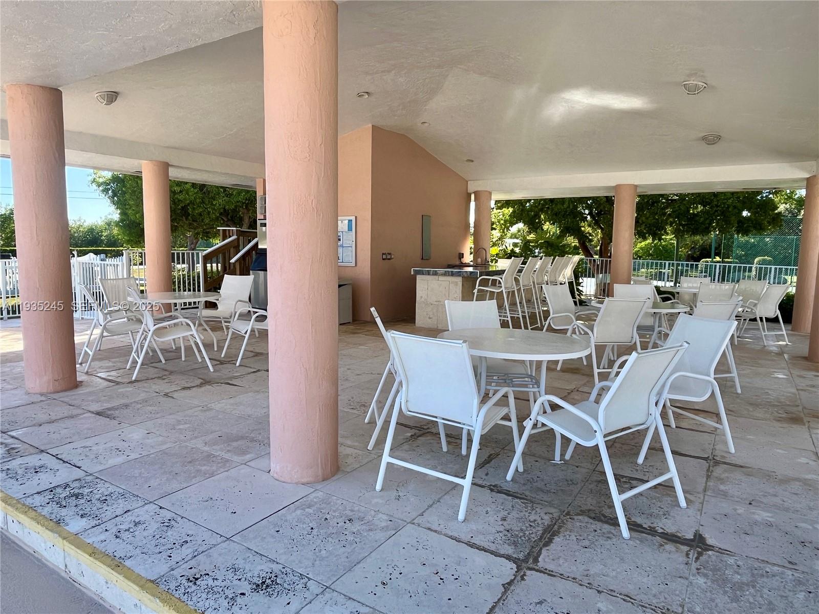Key Largo Yacht Club - Residential