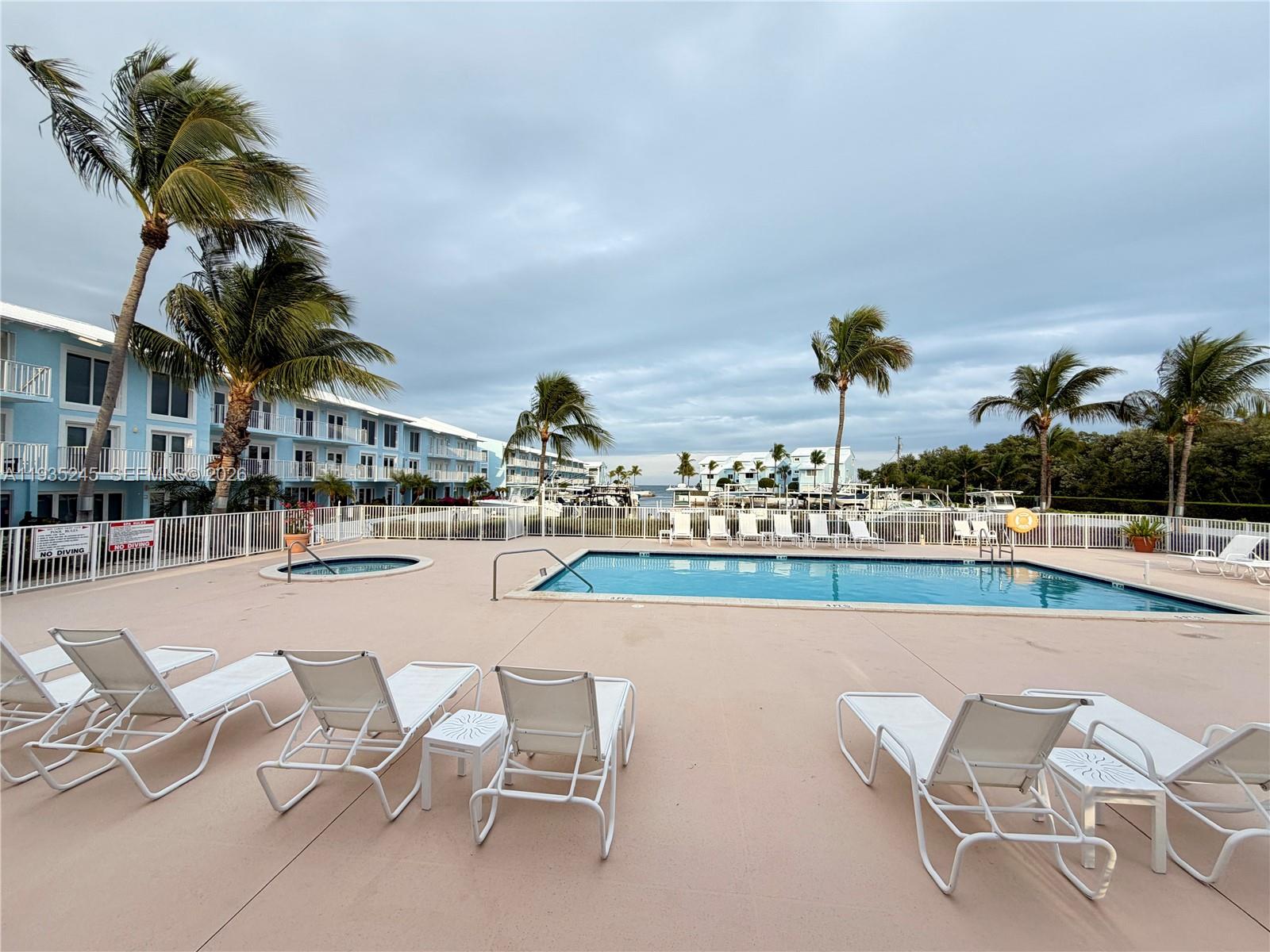 Key Largo Yacht Club - Residential