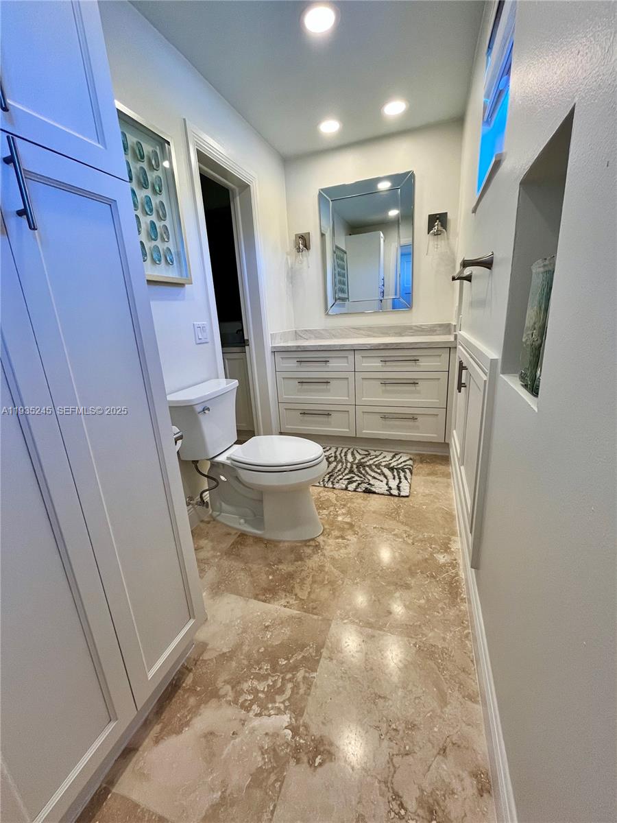 Key Largo Yacht Club - Residential