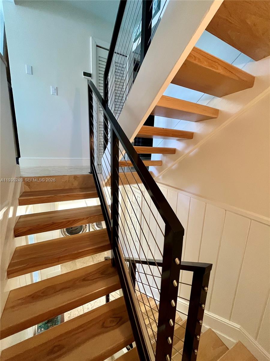 Key Largo Yacht Club - Residential