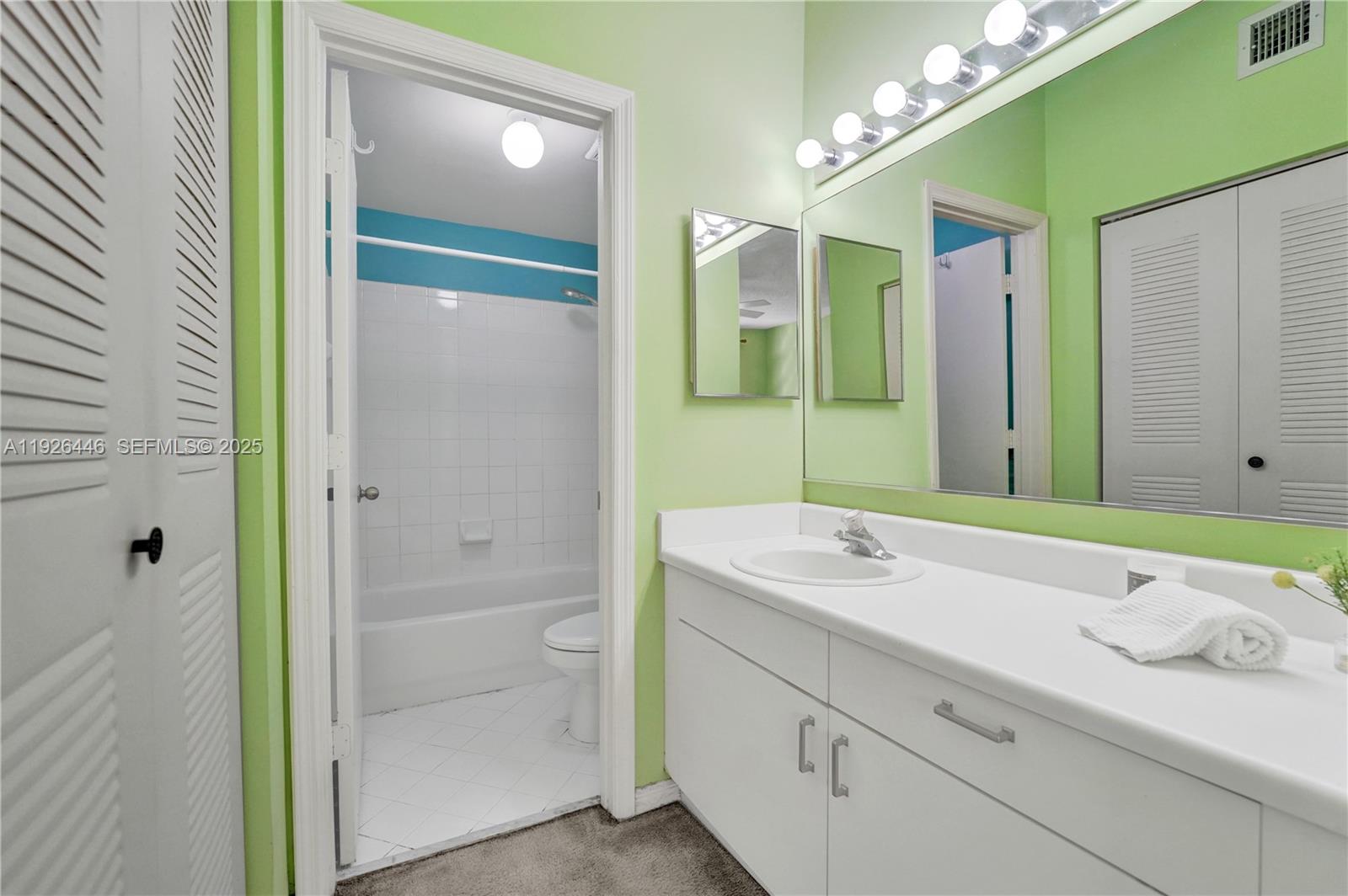 SECTORS 3 & 4 BOUNDARY PL - Residential