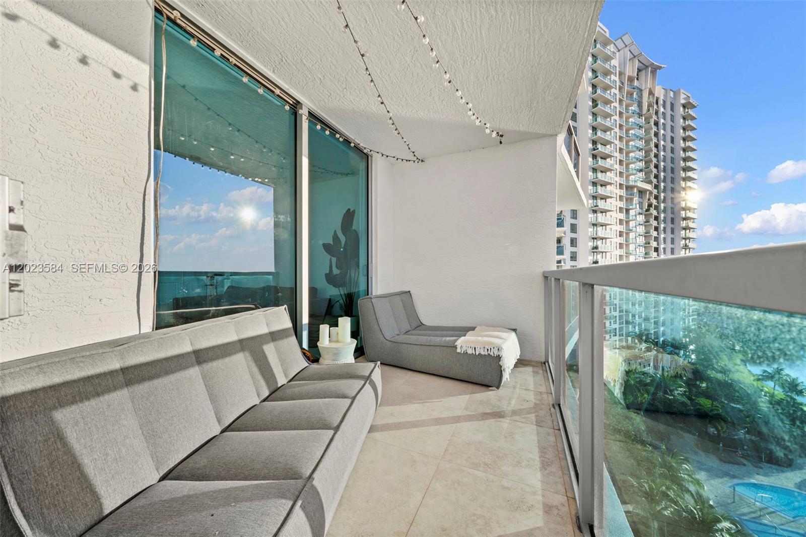 TAO SAWGRASS CONDOMINIUM - Residential