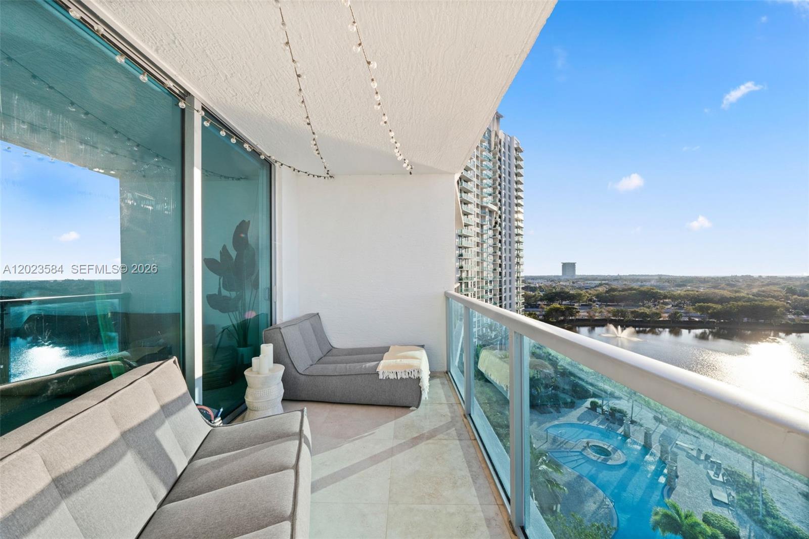 TAO SAWGRASS CONDOMINIUM - Residential