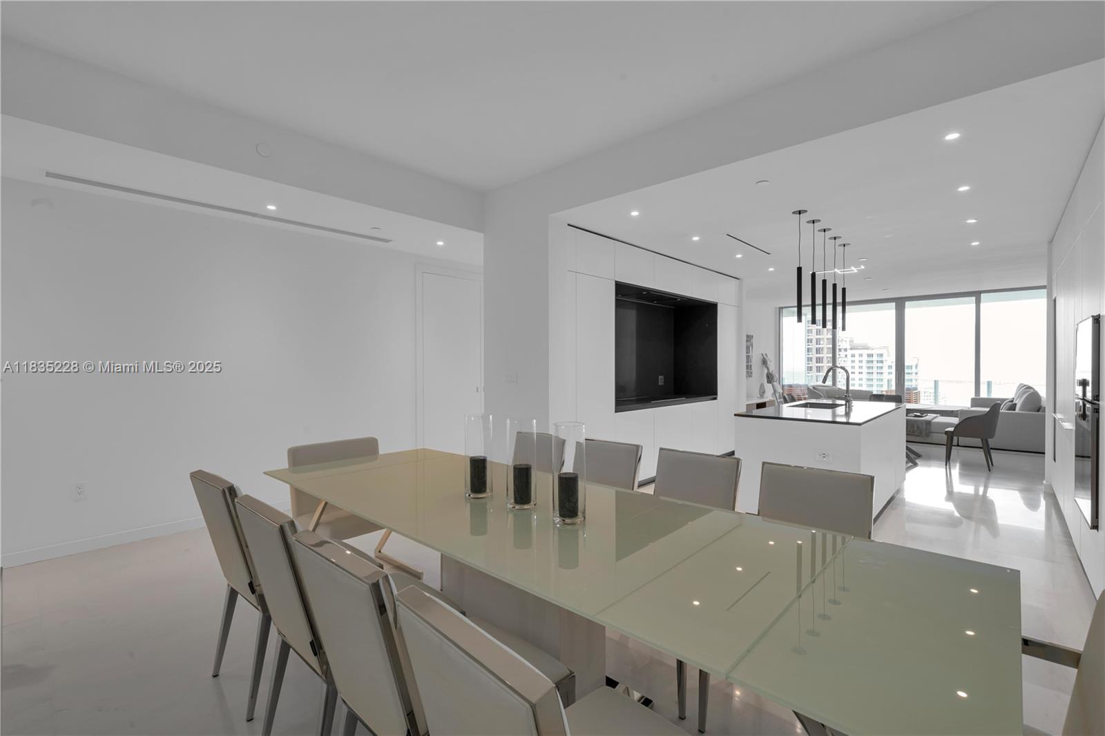 300 Biscayne Boulevard Way - Residential