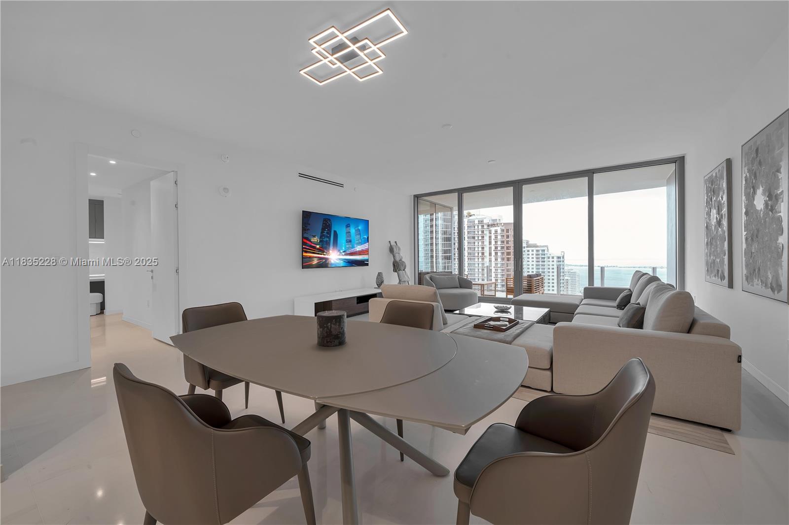 300 Biscayne Boulevard Way - Residential
