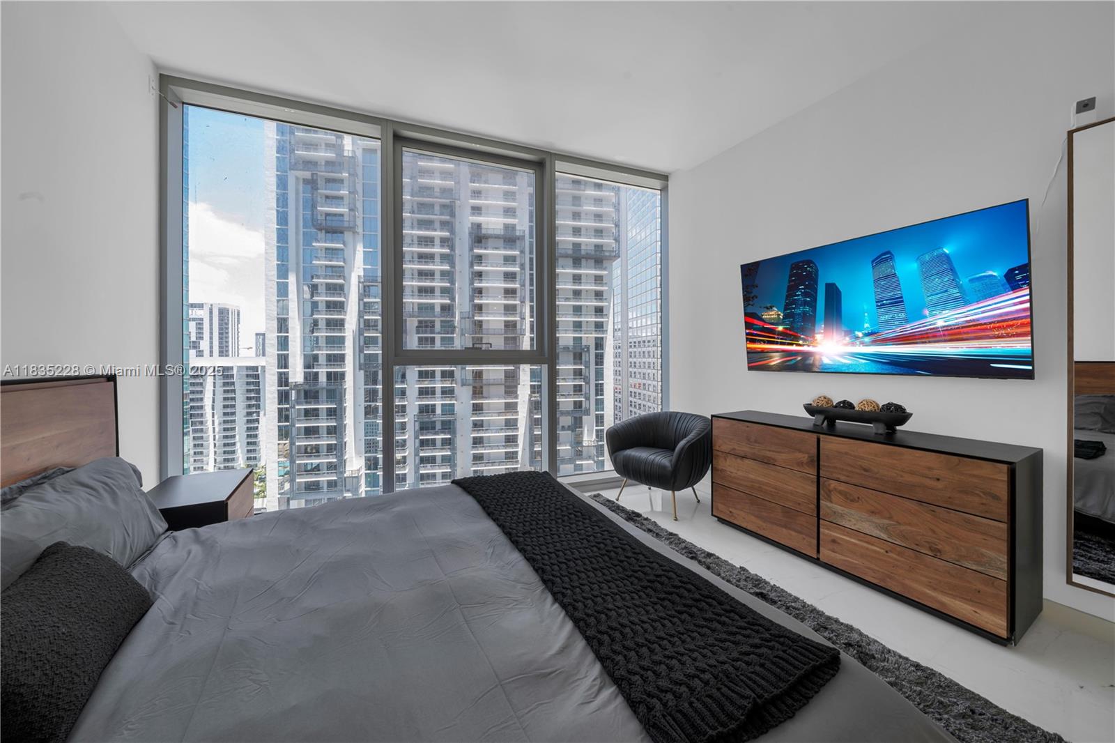 300 Biscayne Boulevard Way - Residential