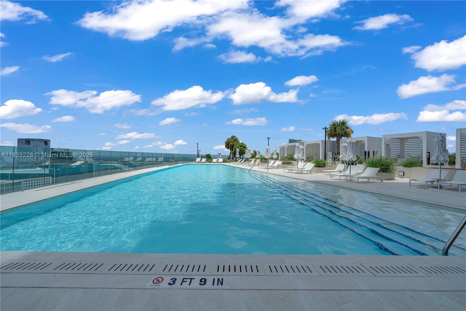 300 Biscayne Boulevard Way - Residential