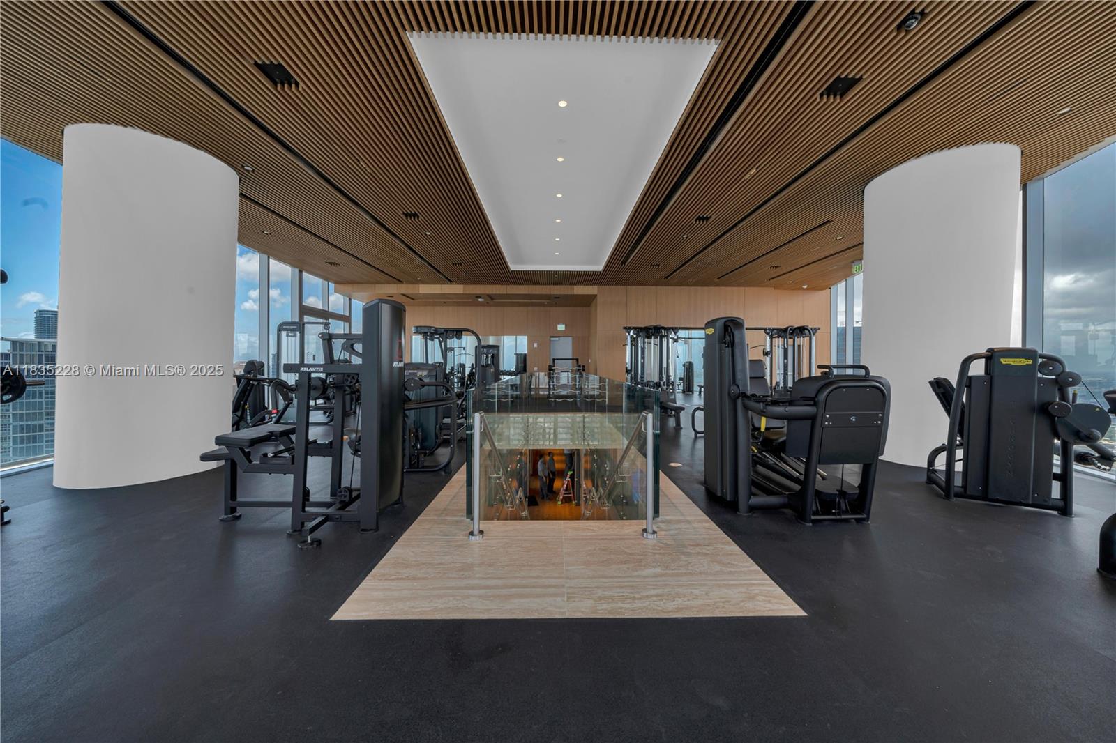 300 Biscayne Boulevard Way - Residential