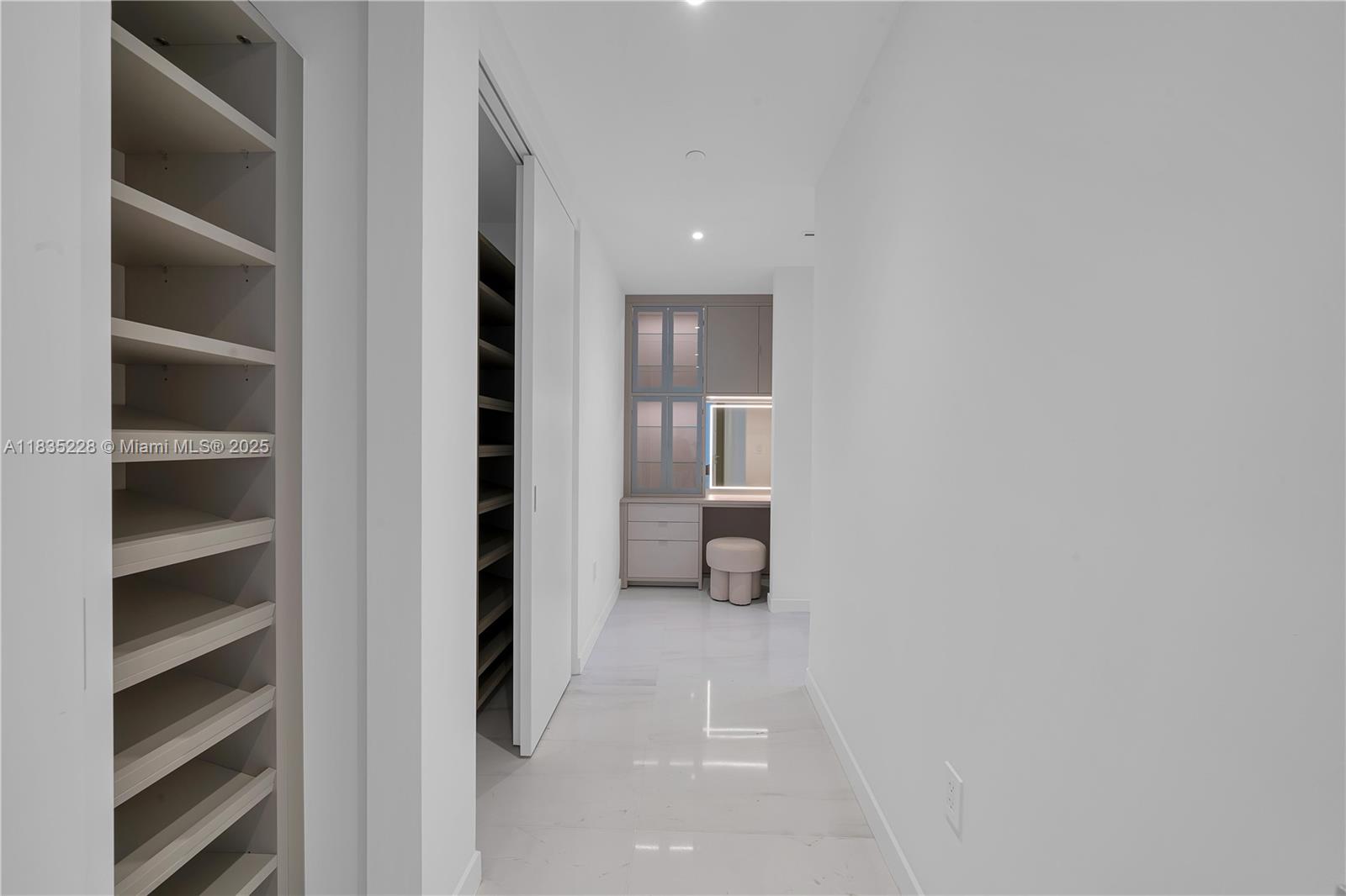 300 Biscayne Boulevard Way - Residential