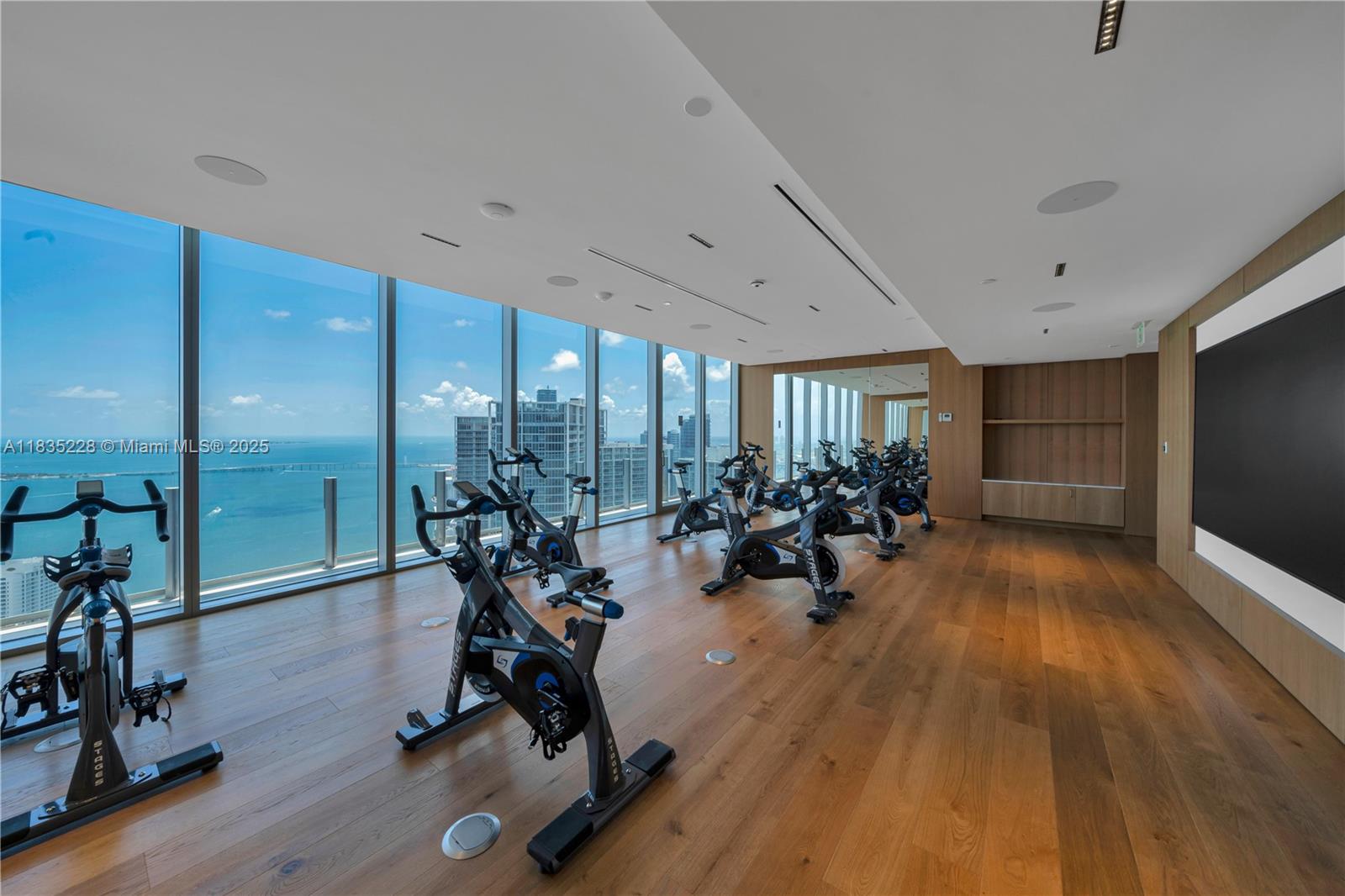 300 Biscayne Boulevard Way - Residential