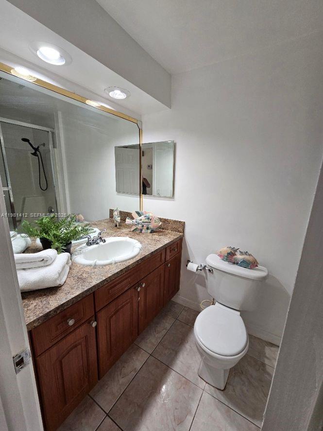 FLORAL PARK LANTANA - Residential Lease