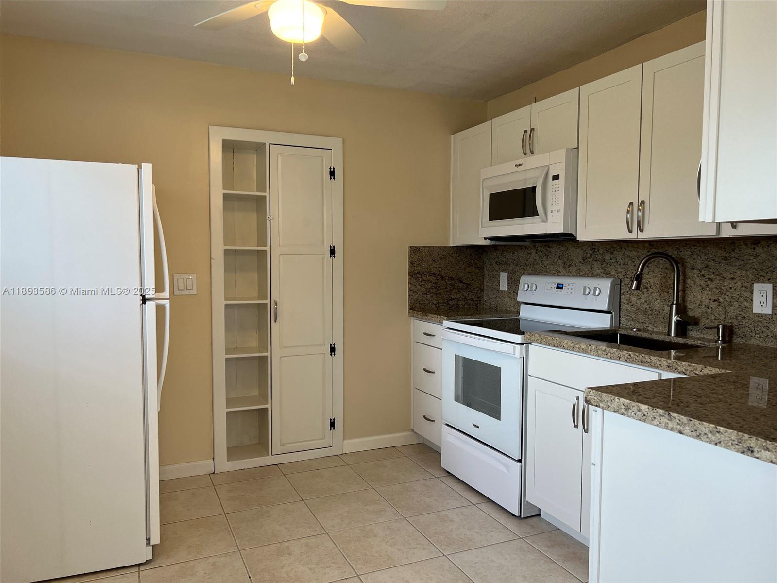 PLAYLAND VILLAGE SEC 4 - Residential Lease