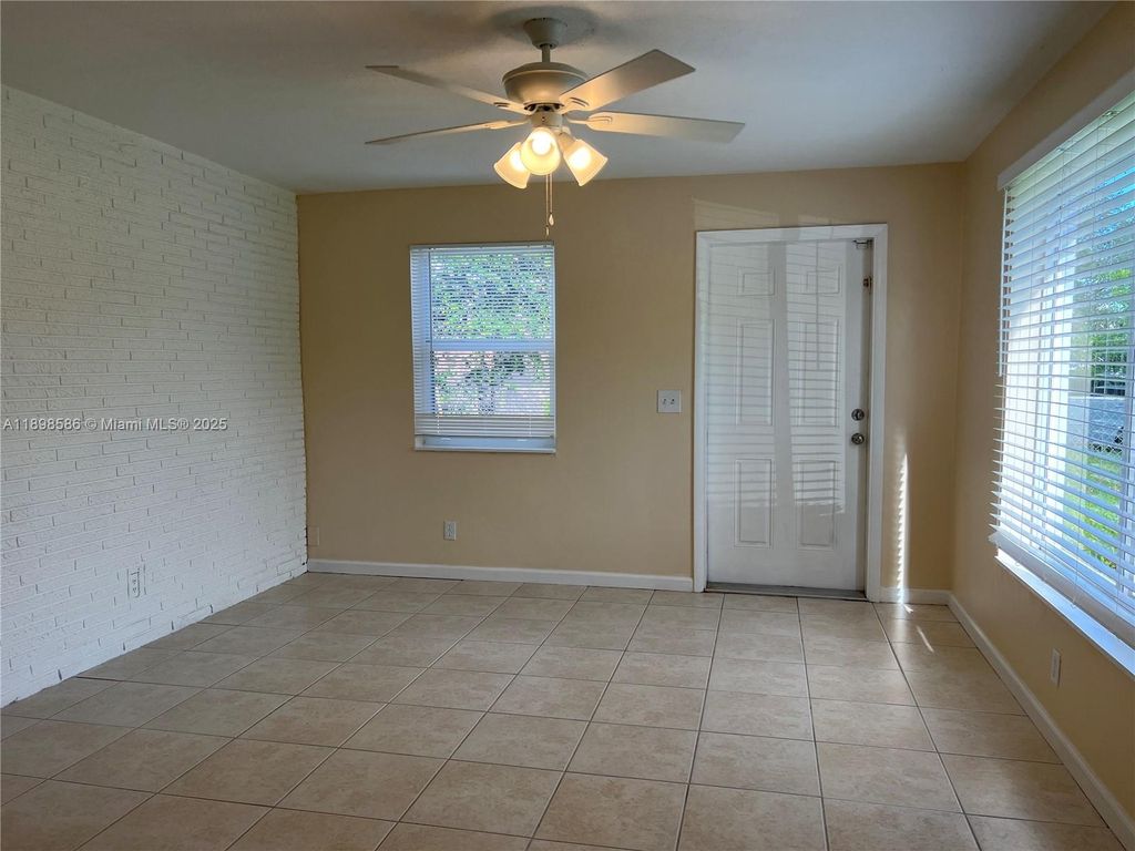 Photo of 6241 SW 38th Ct, Davie, FL 33314 (MLS # A11898586)