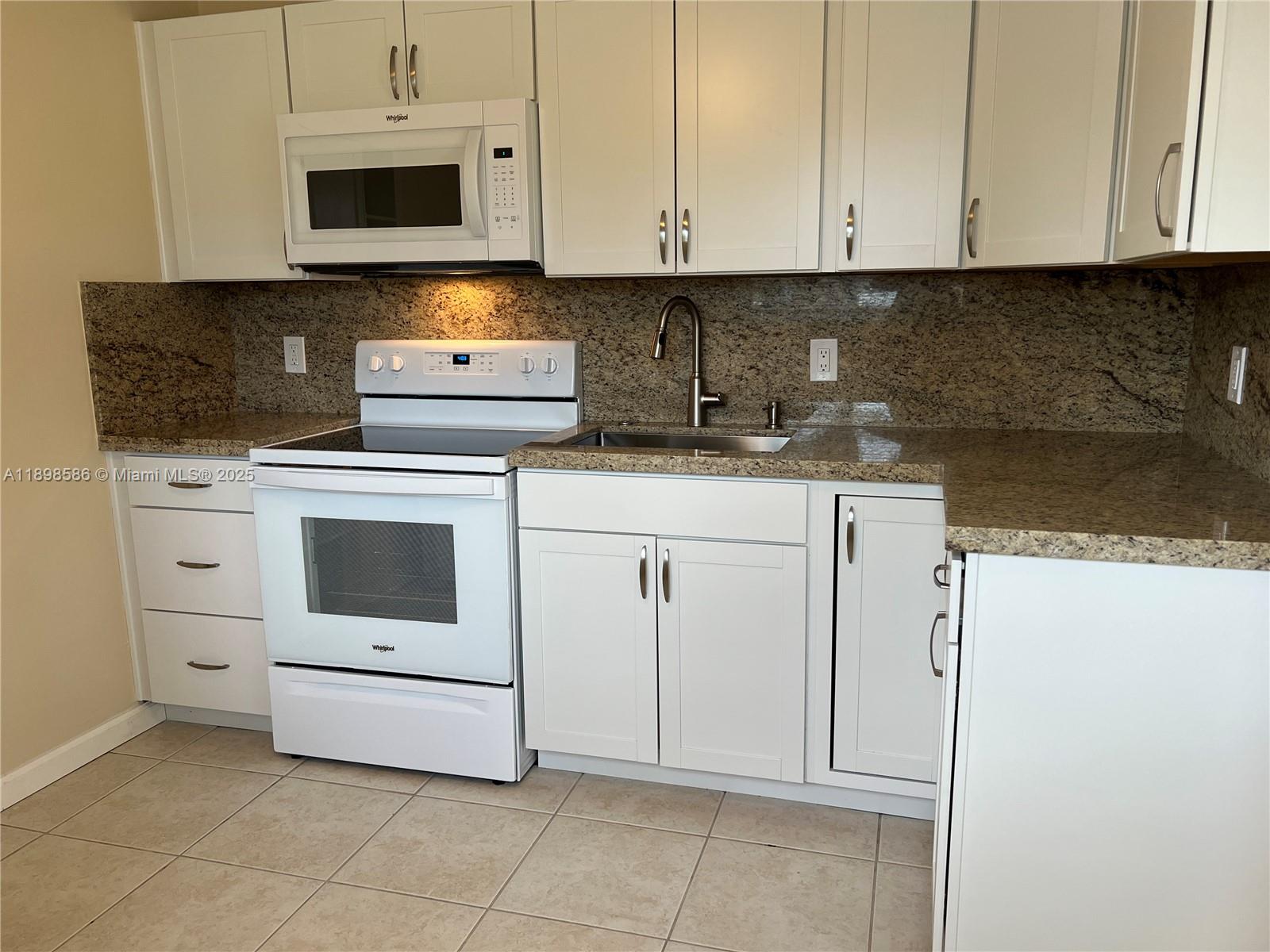 PLAYLAND VILLAGE SEC 4 - Residential Lease