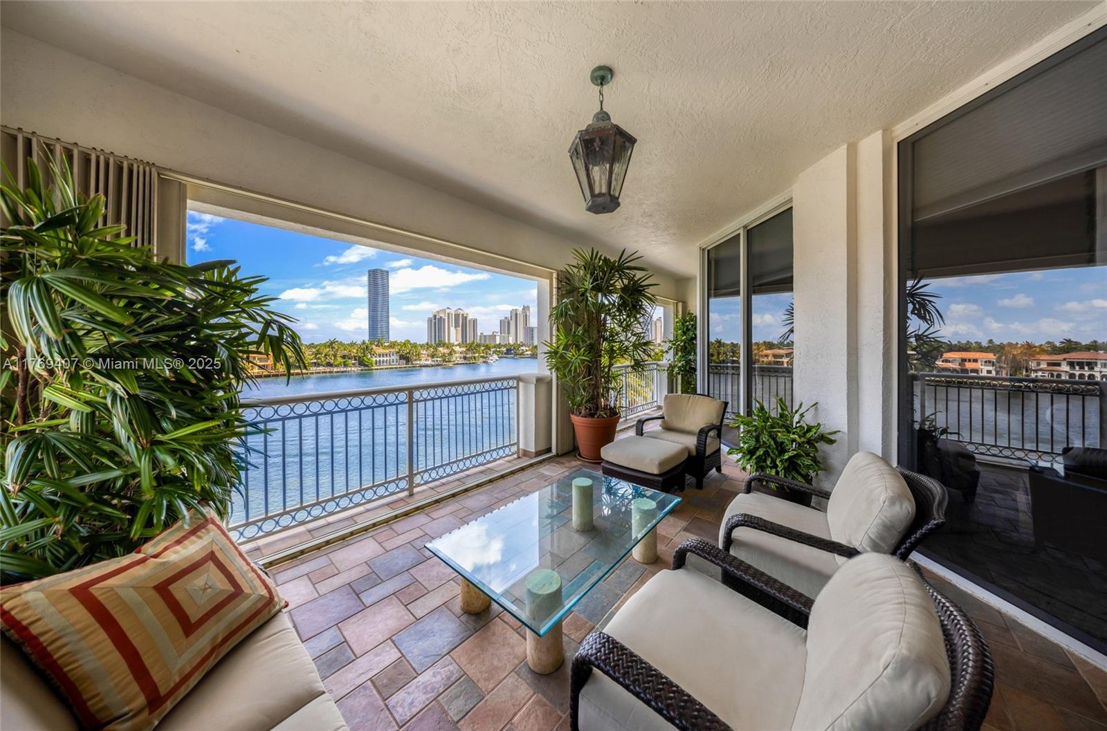 Property for Sale at 19925 Ne 39th Pl 402, Aventura, Miami-Dade County, Florida - Bedrooms: 3 
Bathrooms: 4  - $1,850,000