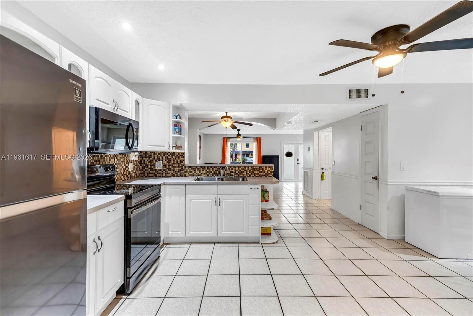 GREENBRIER DEVELOPMENT AD - Residential