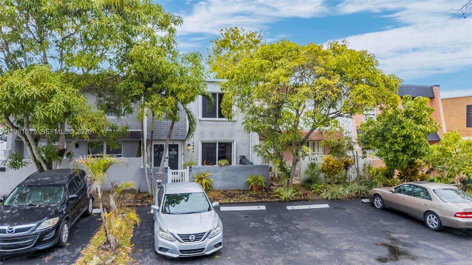 GREENBRIER DEVELOPMENT AD - Residential