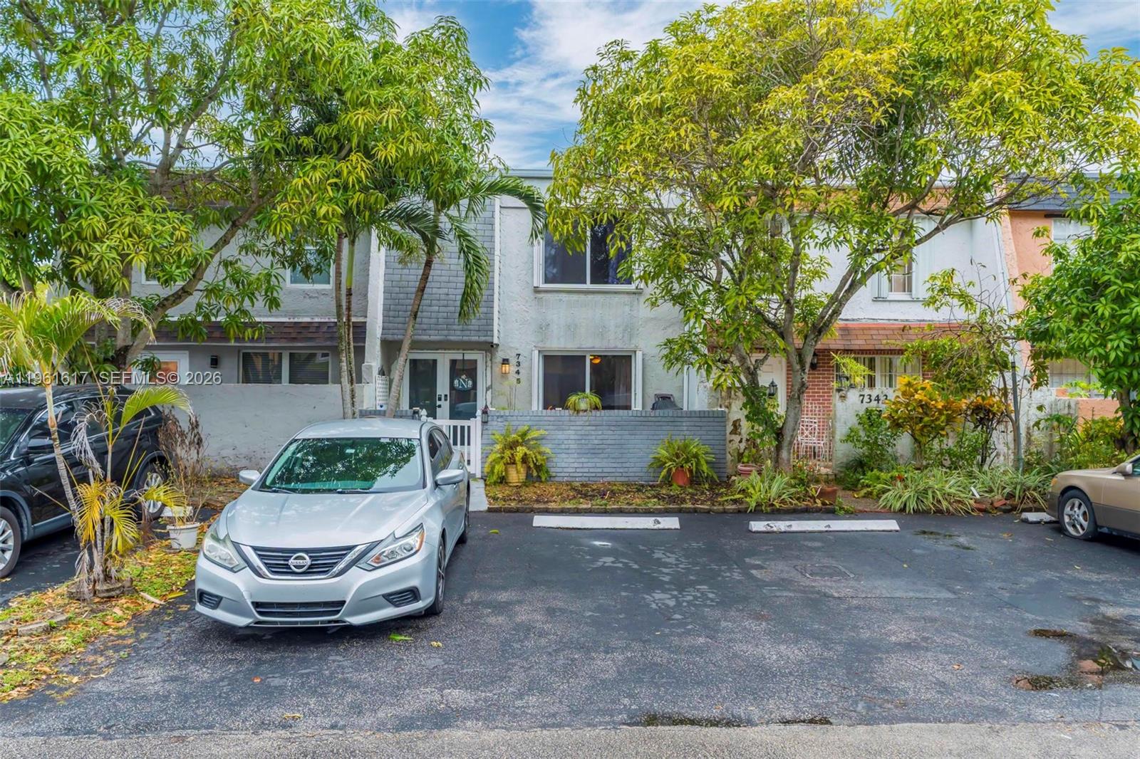 GREENBRIER DEVELOPMENT AD - Residential