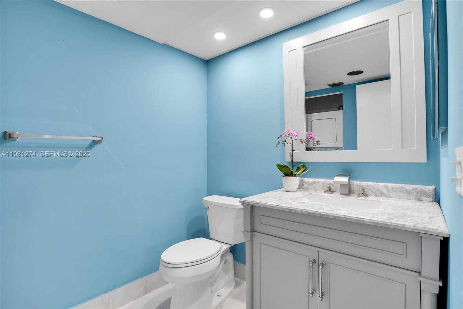 CAMBRIDGE AT CENTURY VILL - Residential