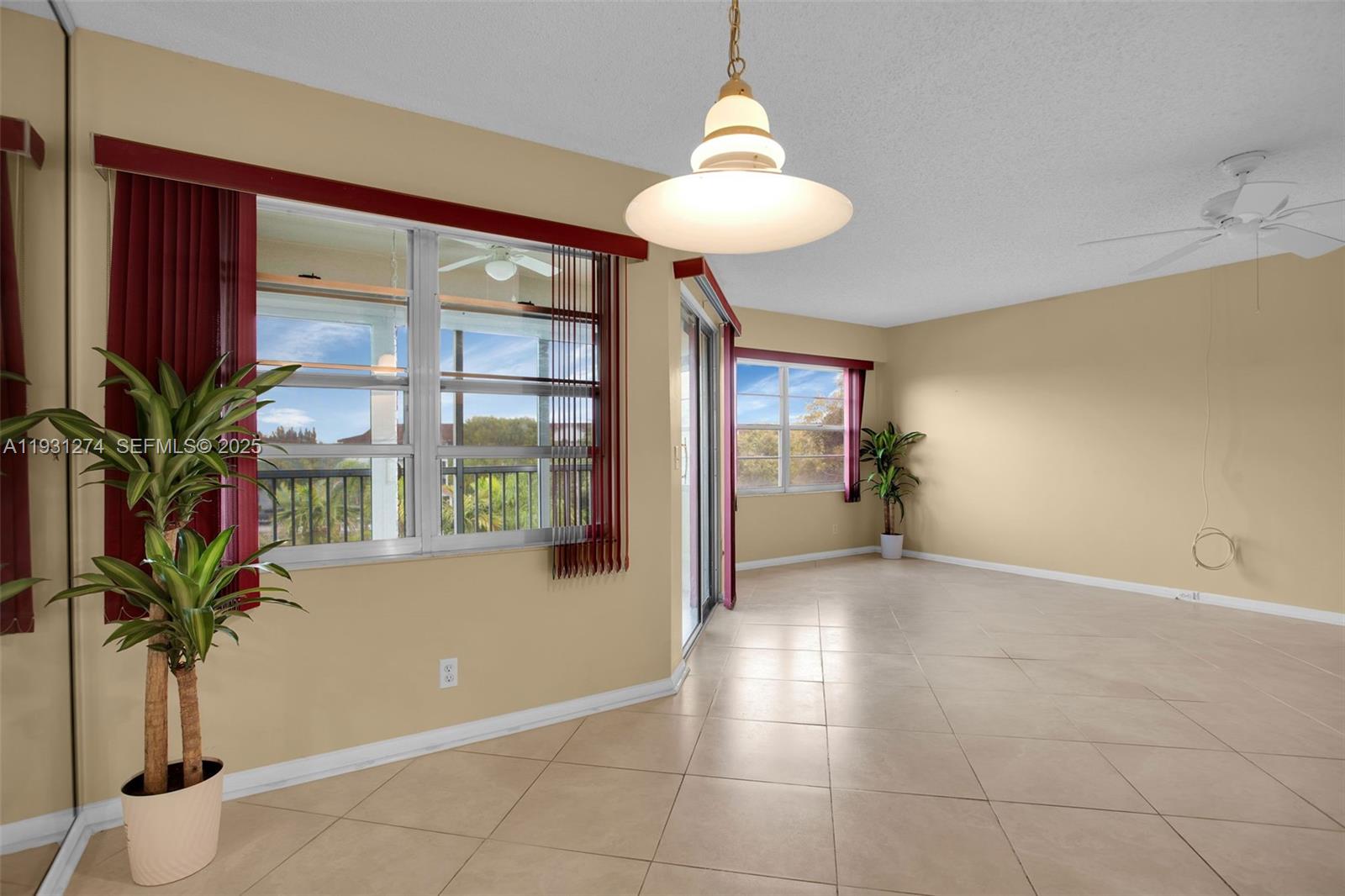 CAMBRIDGE AT CENTURY VILL - Residential