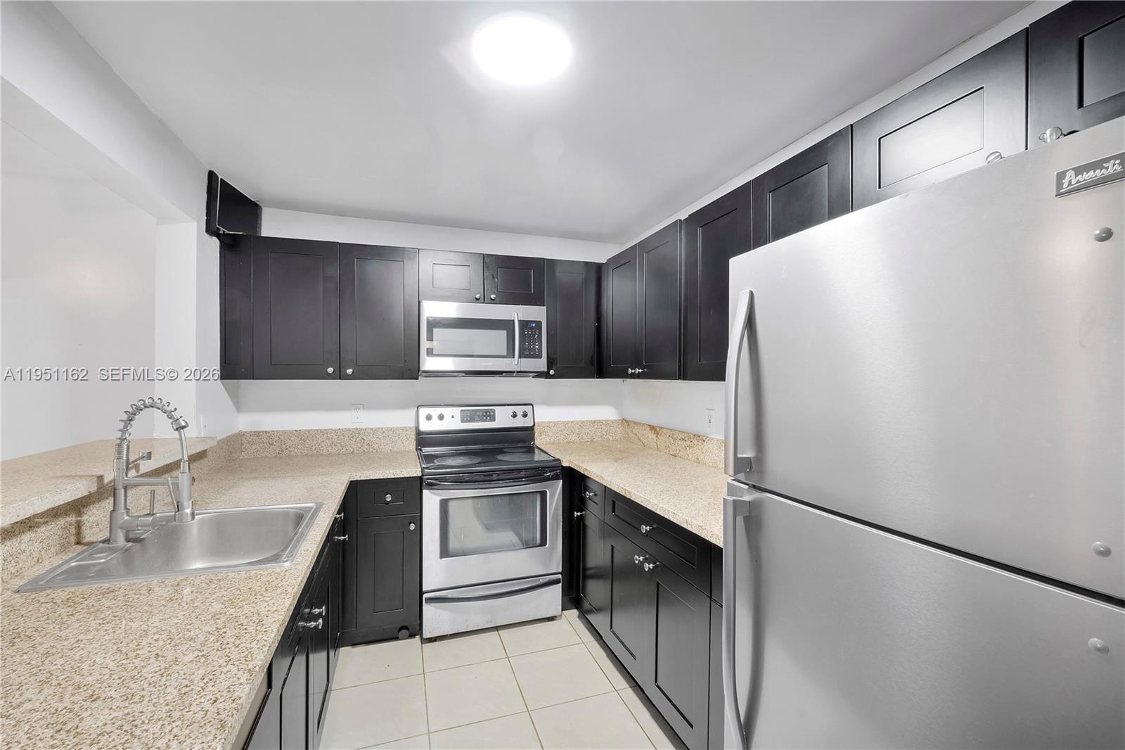 WOOD HUE IV CONDO - Residential