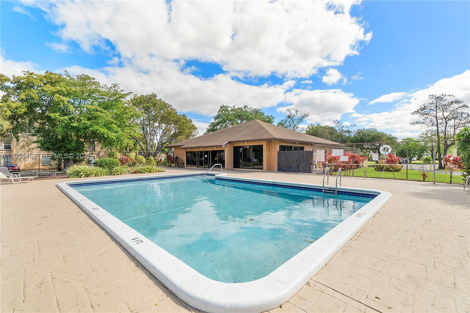 WOOD HUE IV CONDO - Residential