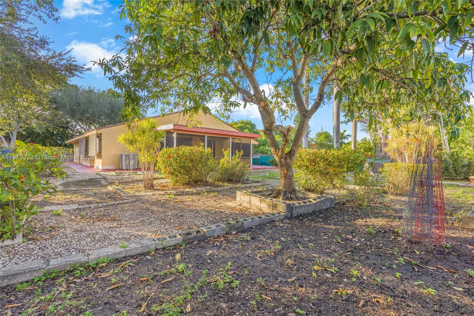 MIAMI SHORES ESTATES - Residential