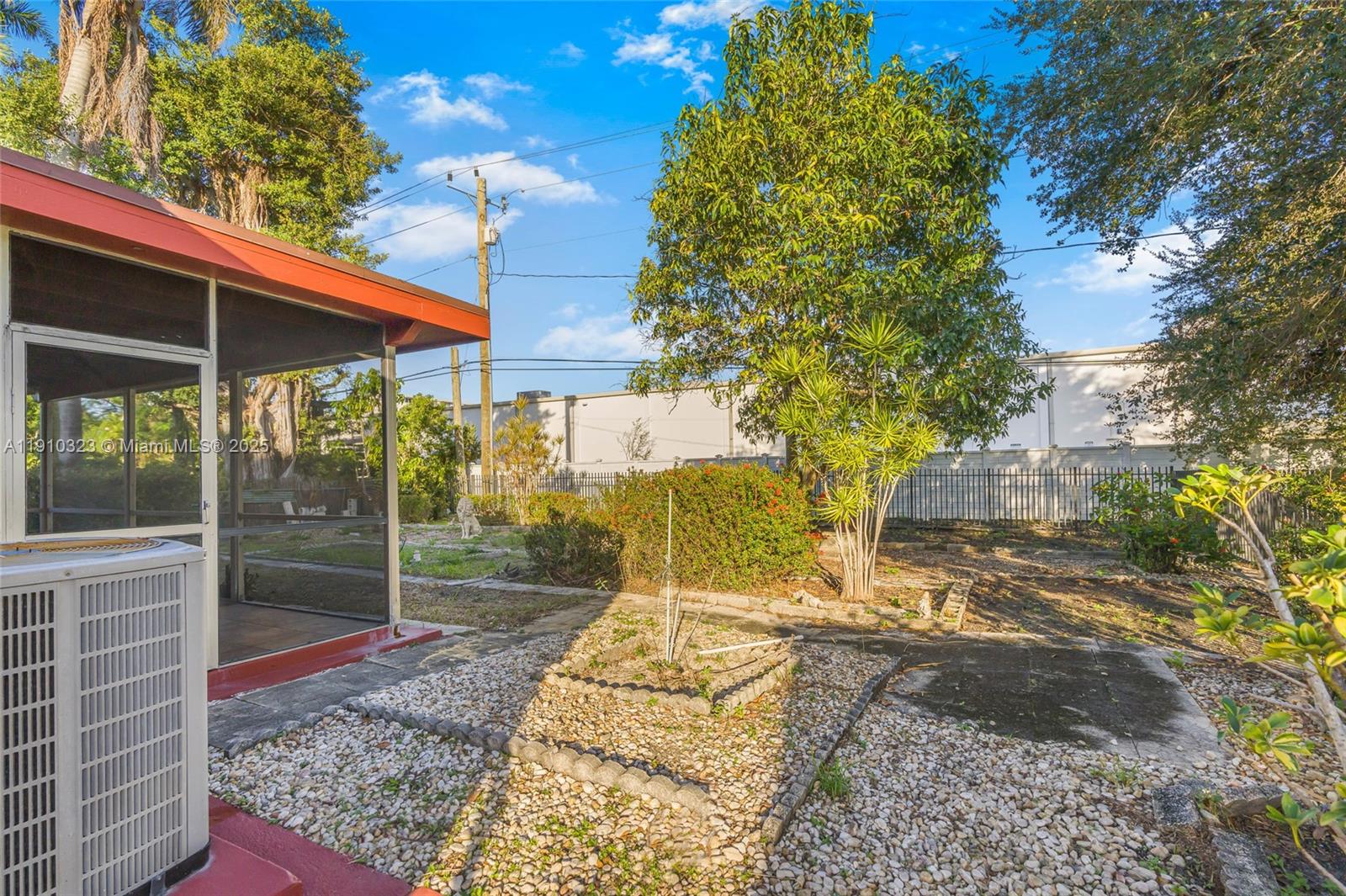 MIAMI SHORES ESTATES - Residential