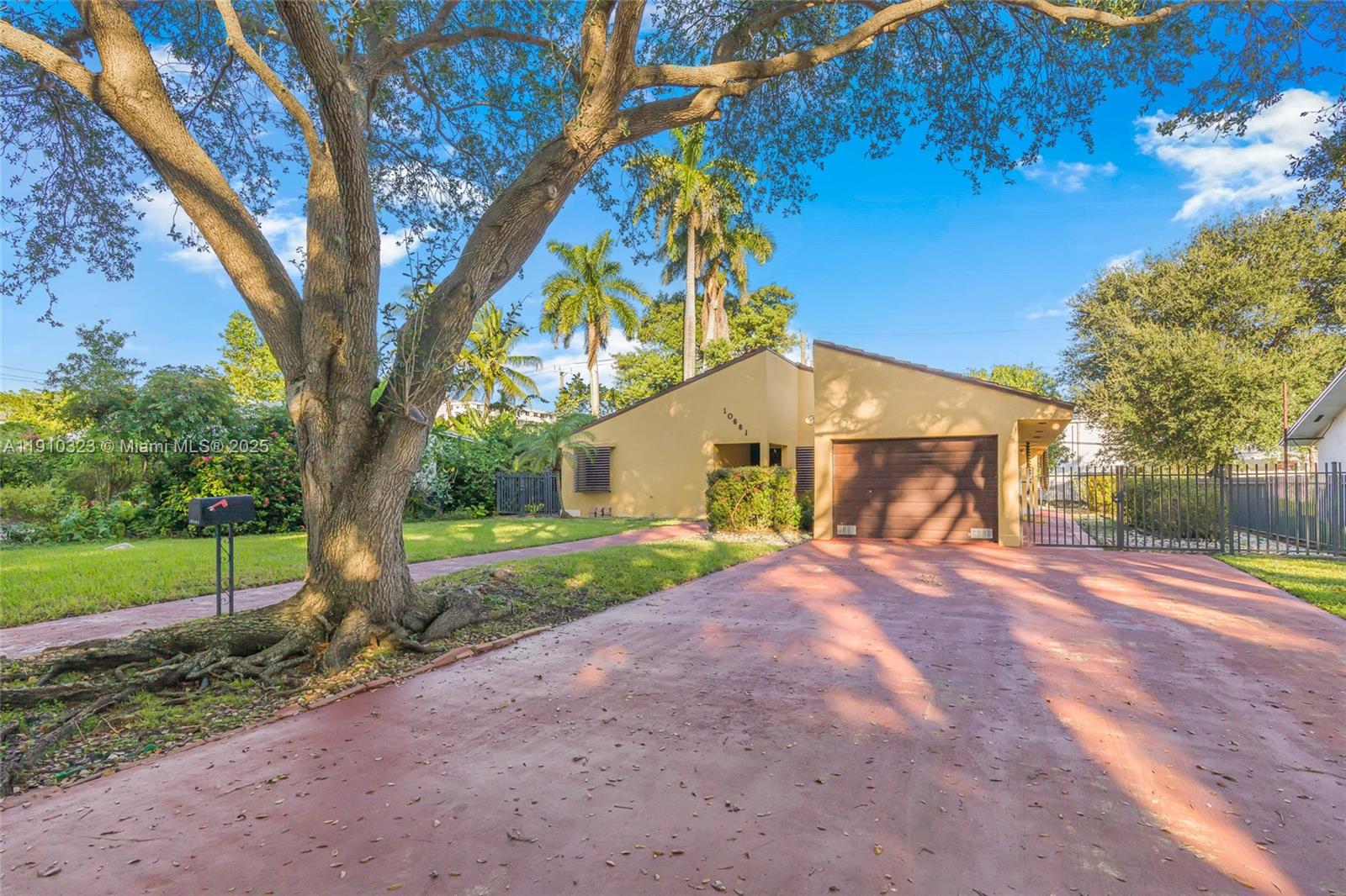 MIAMI SHORES ESTATES - Residential