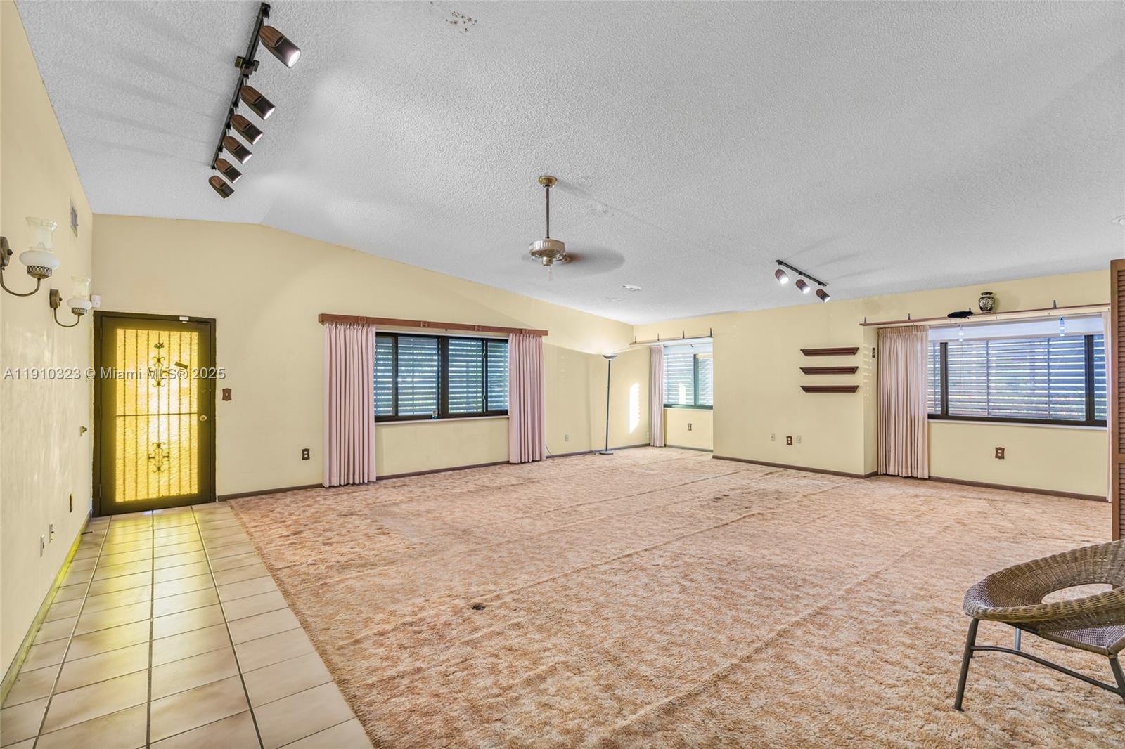 MIAMI SHORES ESTATES - Residential