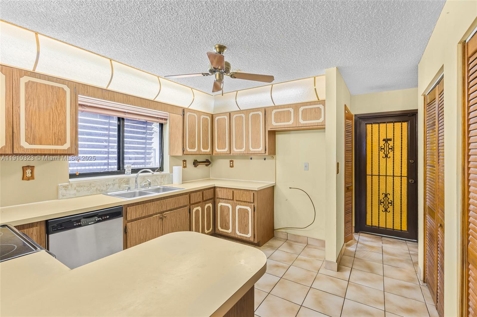 MIAMI SHORES ESTATES - Residential