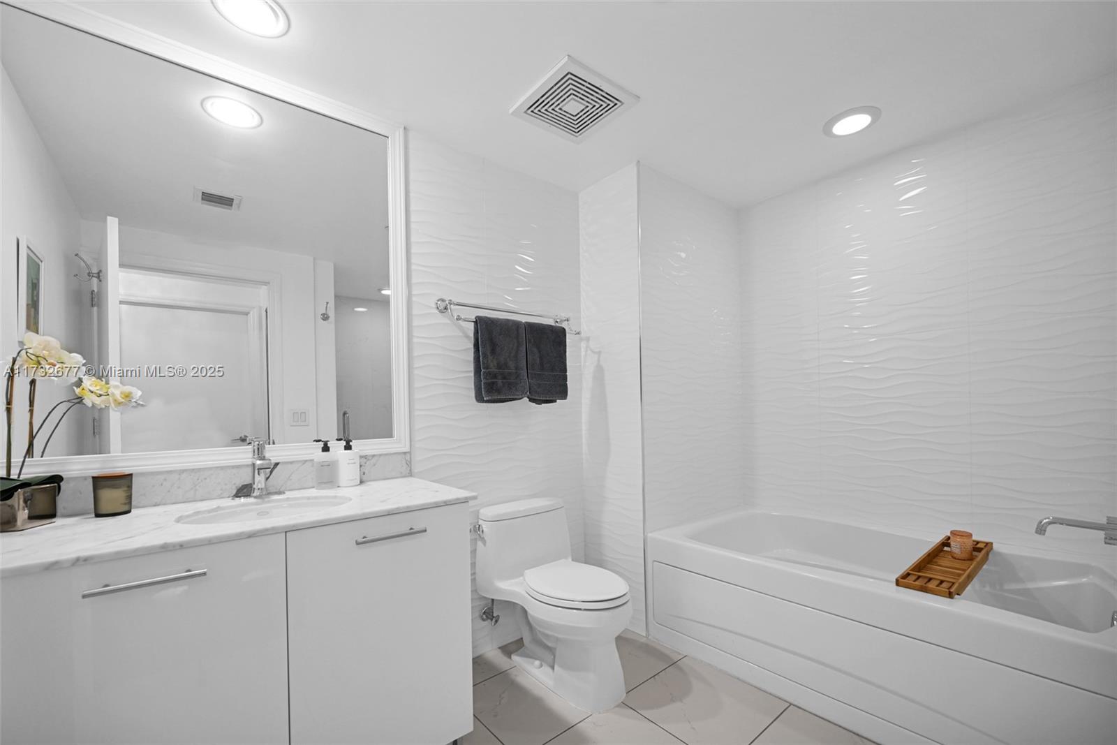 500 BRICKELL WEST CONDO - Residential