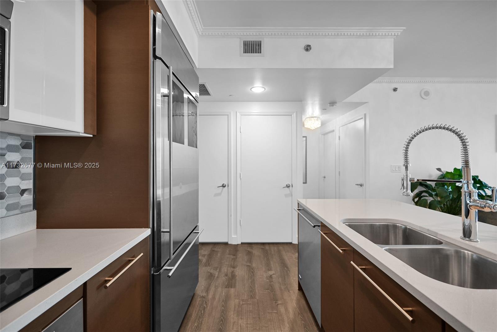 500 BRICKELL WEST CONDO - Residential