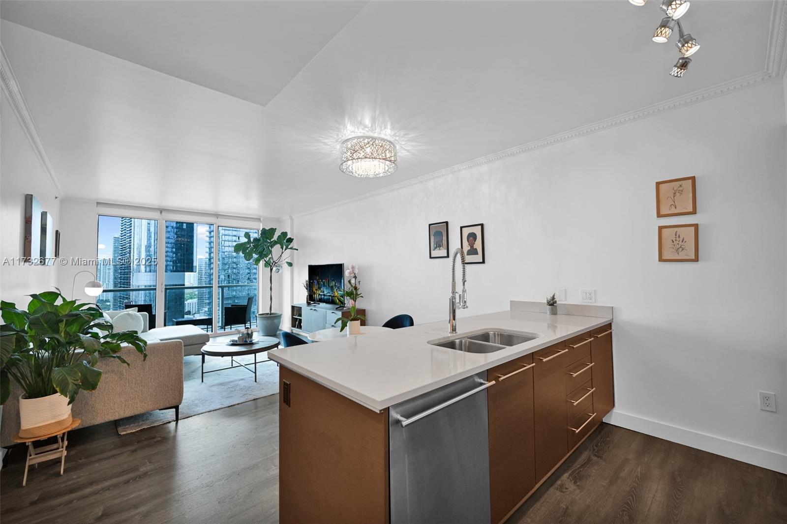 500 BRICKELL WEST CONDO - Residential
