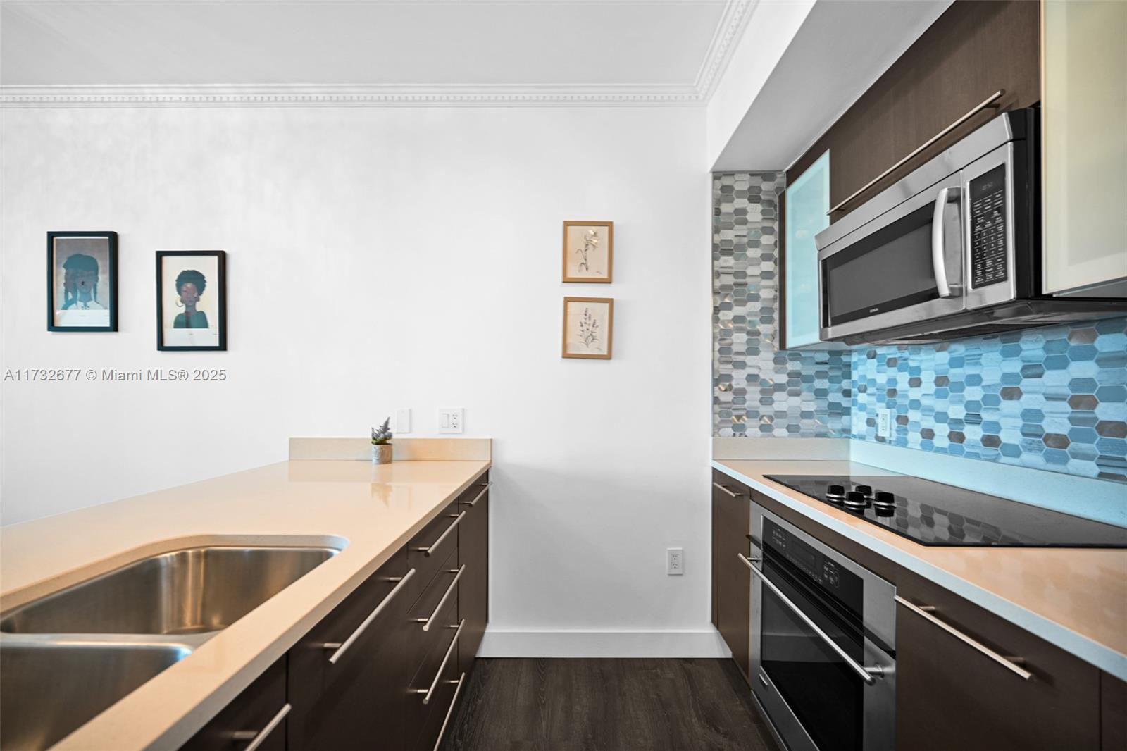 500 BRICKELL WEST CONDO - Residential