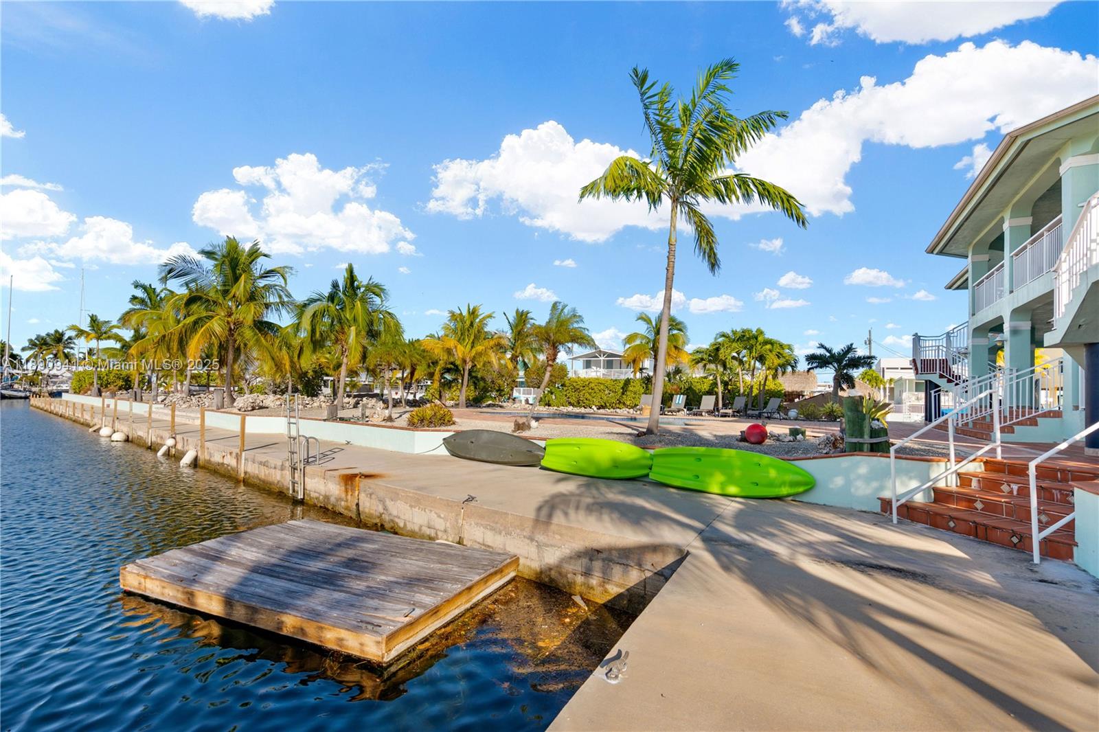 BLUE WATERS TR VILLAGE SE - Residential