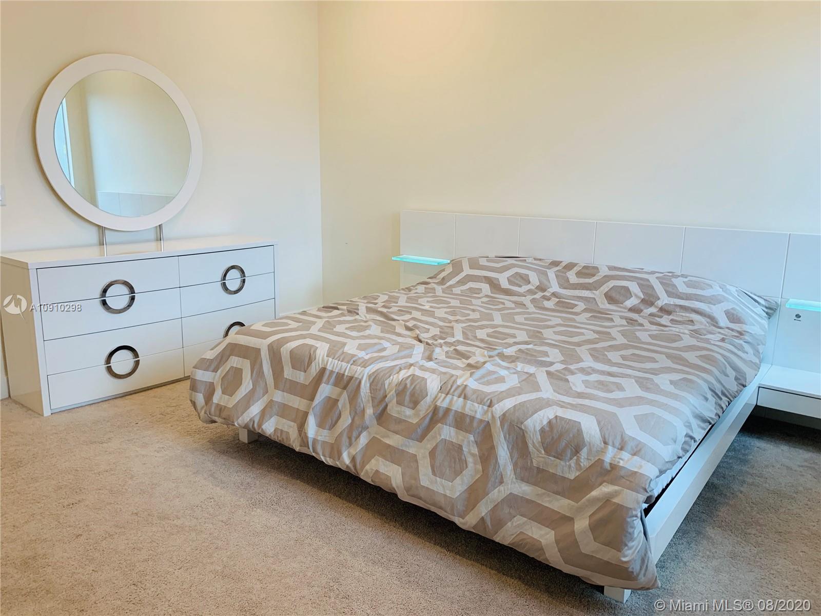 LANDMARK AT DORAL CENTRAL - Residential Lease