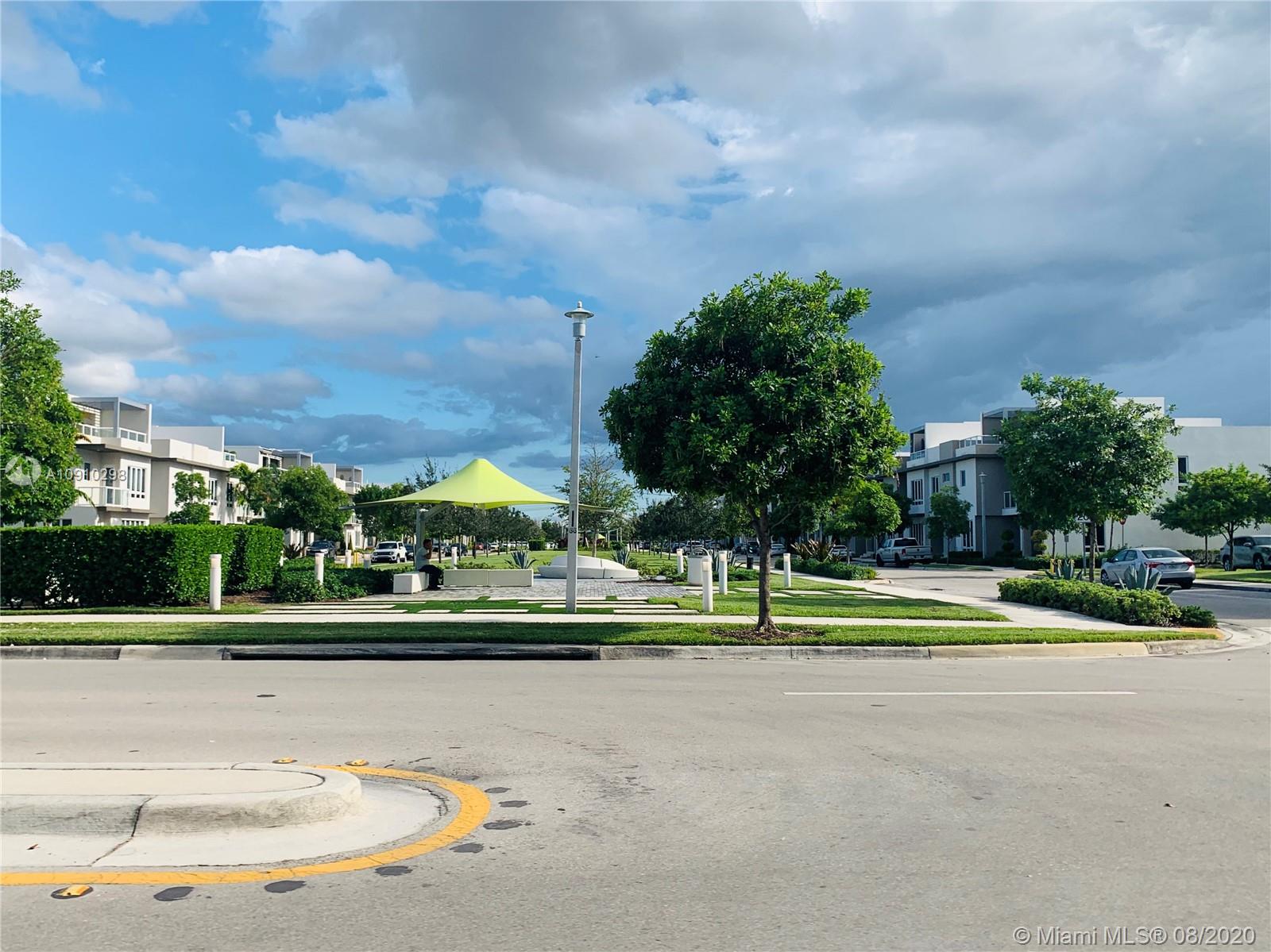 LANDMARK AT DORAL CENTRAL - Residential Lease