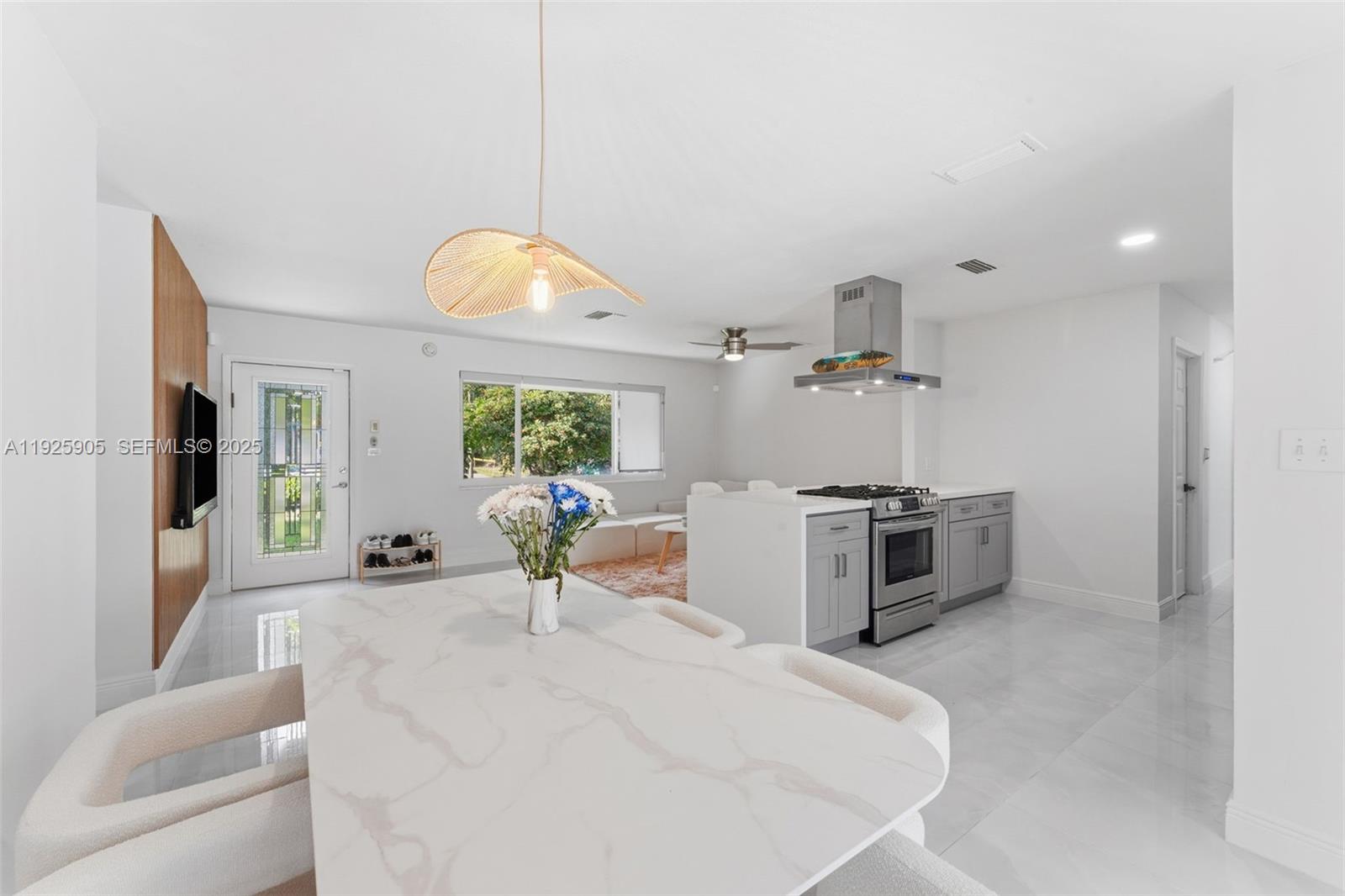 BOULEVARD HEIGHTS SEC 7 - Residential Lease