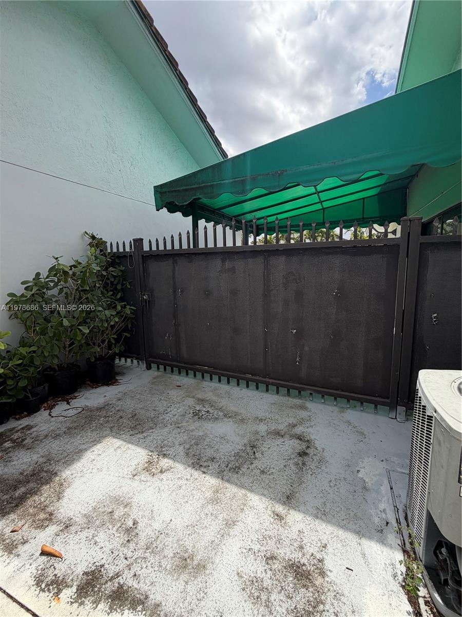 WEST MILLER HEIGHTS SEC 3 - Residential