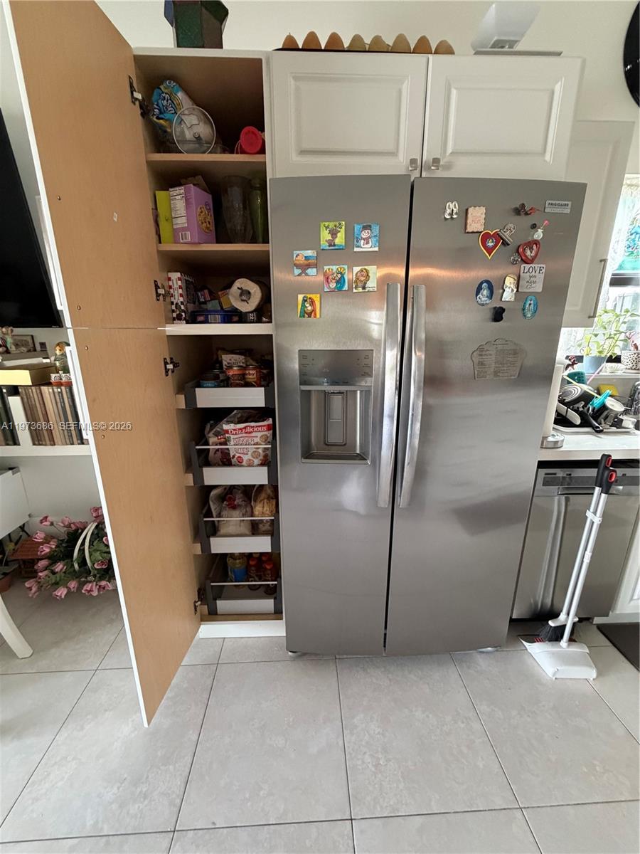 WEST MILLER HEIGHTS SEC 3 - Residential