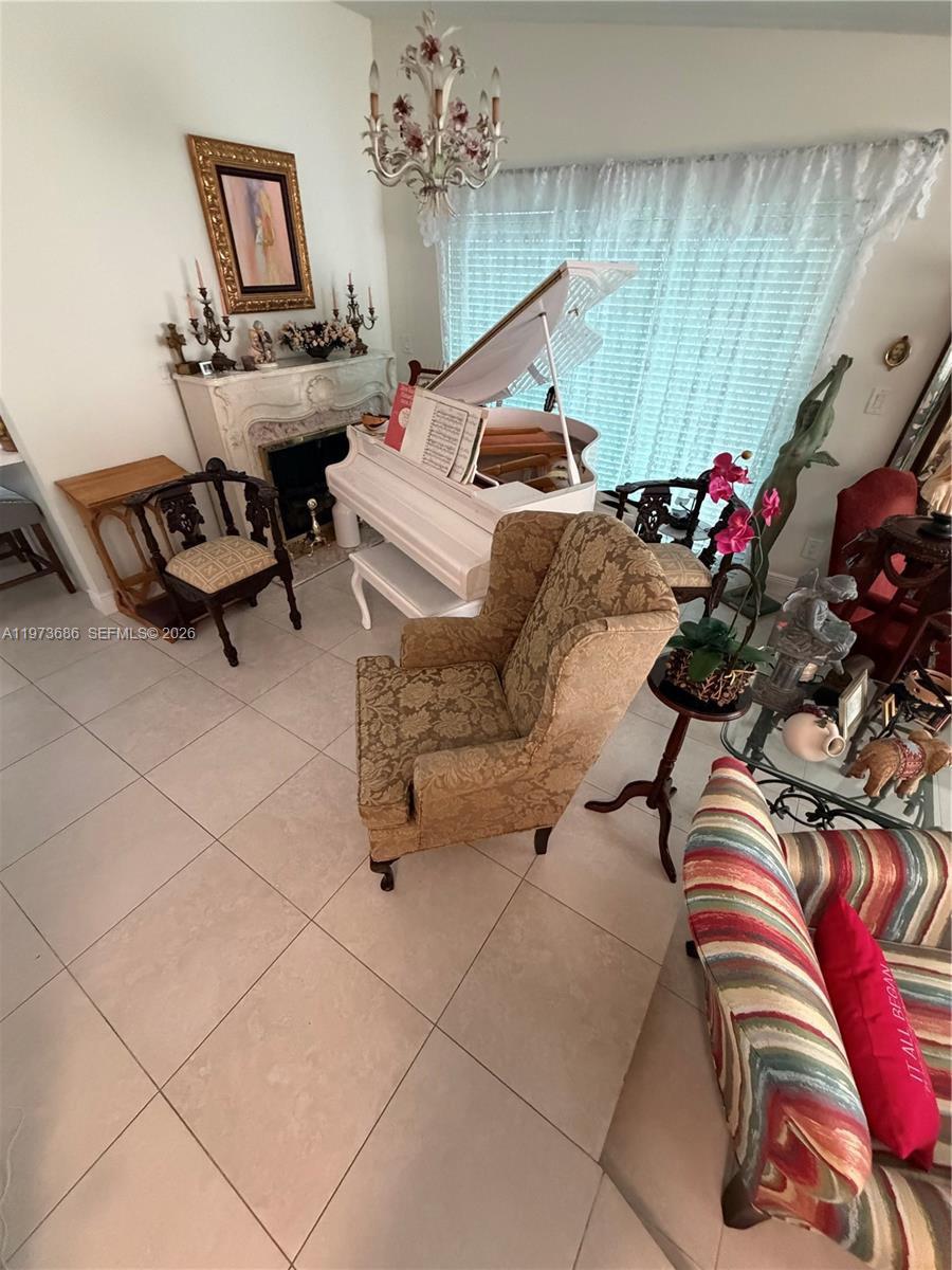 WEST MILLER HEIGHTS SEC 3 - Residential