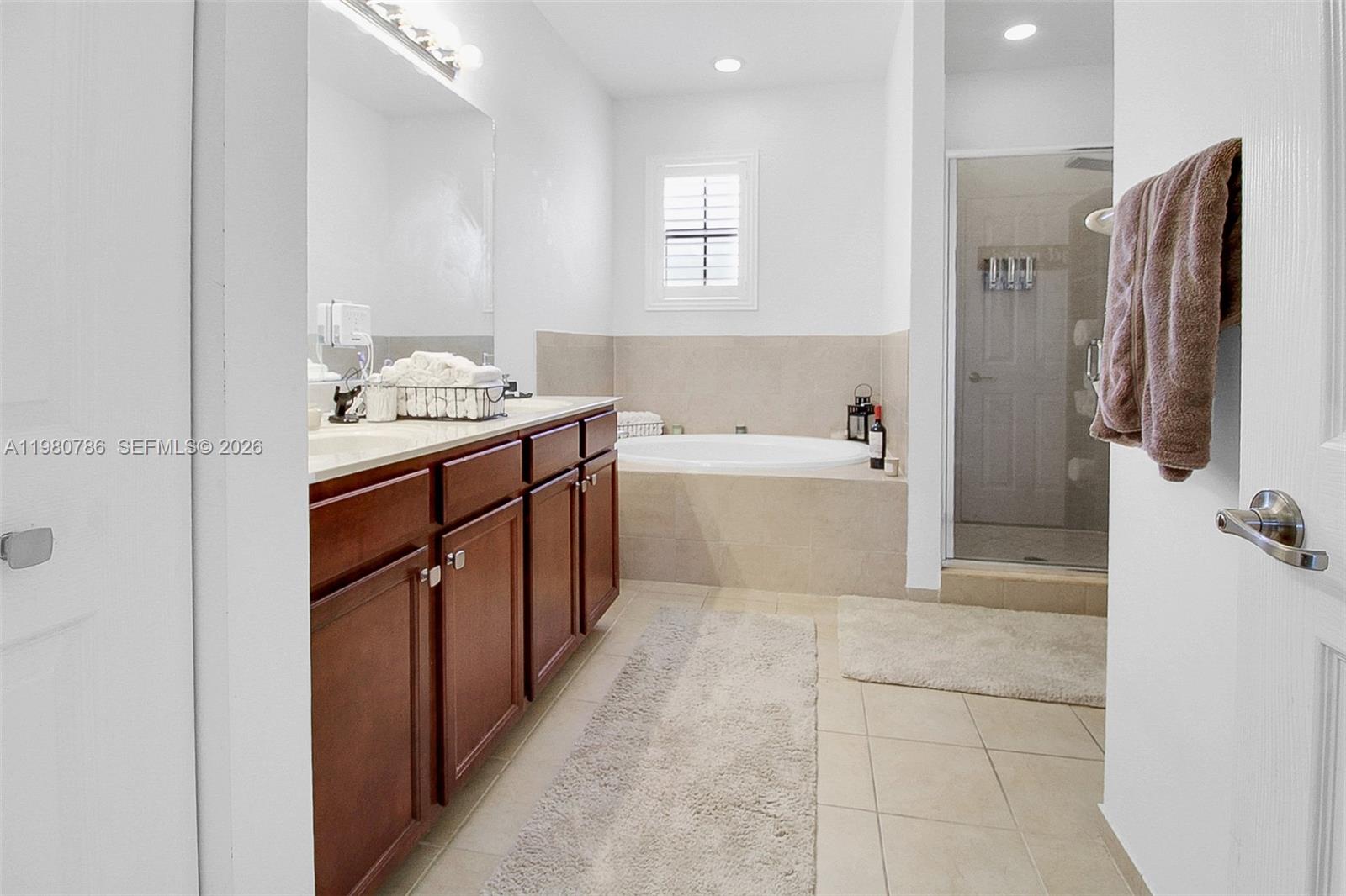 VENETIAN PARC WEST - Residential