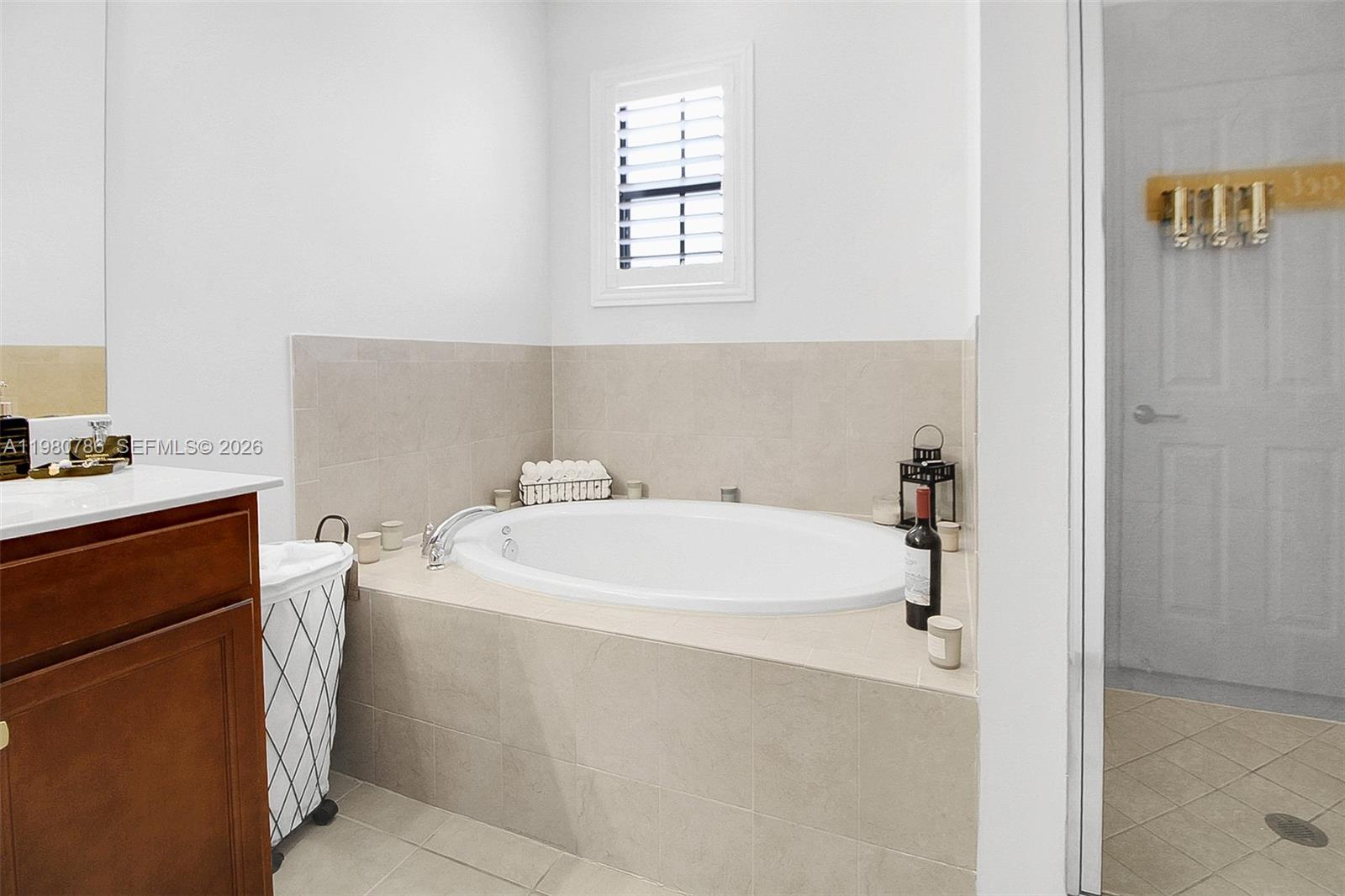 VENETIAN PARC WEST - Residential