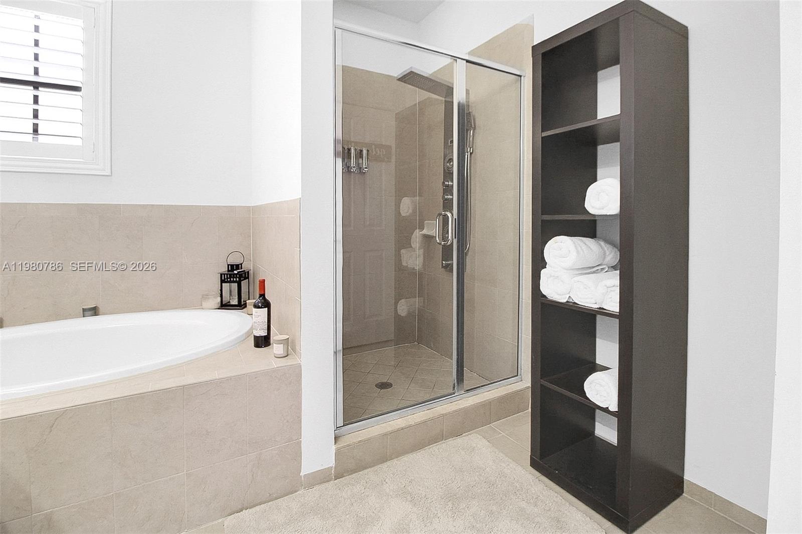 VENETIAN PARC WEST - Residential