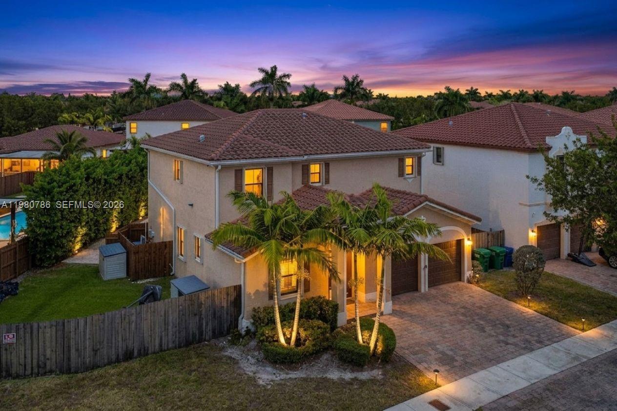 VENETIAN PARC WEST - Residential