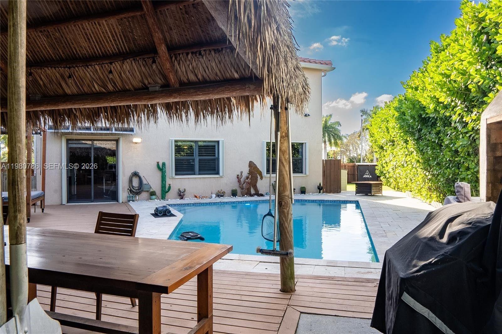 VENETIAN PARC WEST - Residential