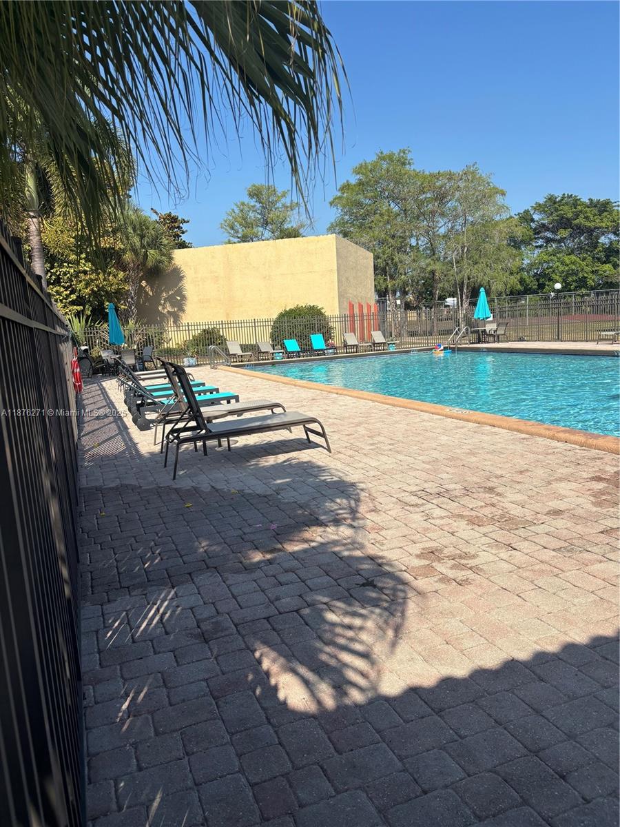 BOCA RIO NORTH - Residential