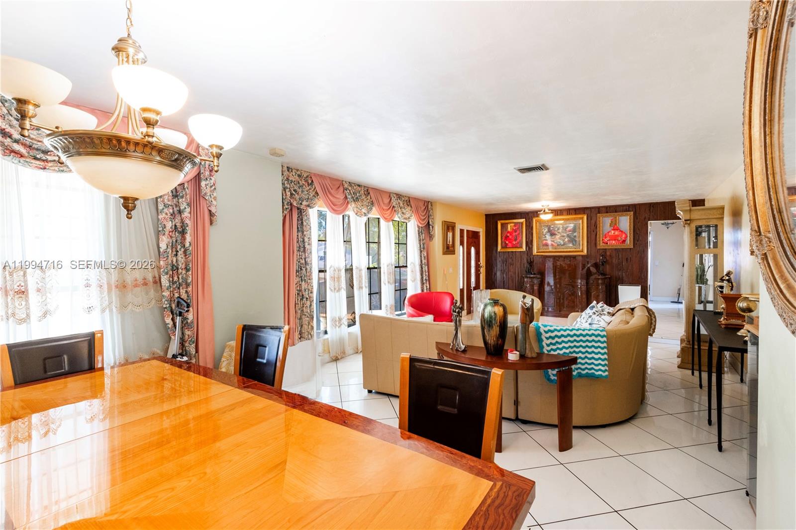 ROSE GLEN SUB 3RD ADDN - Residential